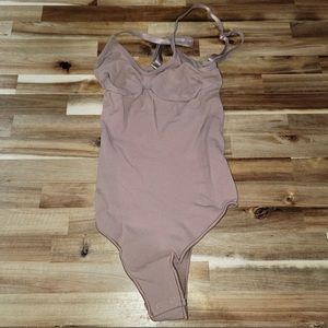 NWOT - S/M Skims Kim Kardashian Women's Sculpting Shapewear Bodysuit
